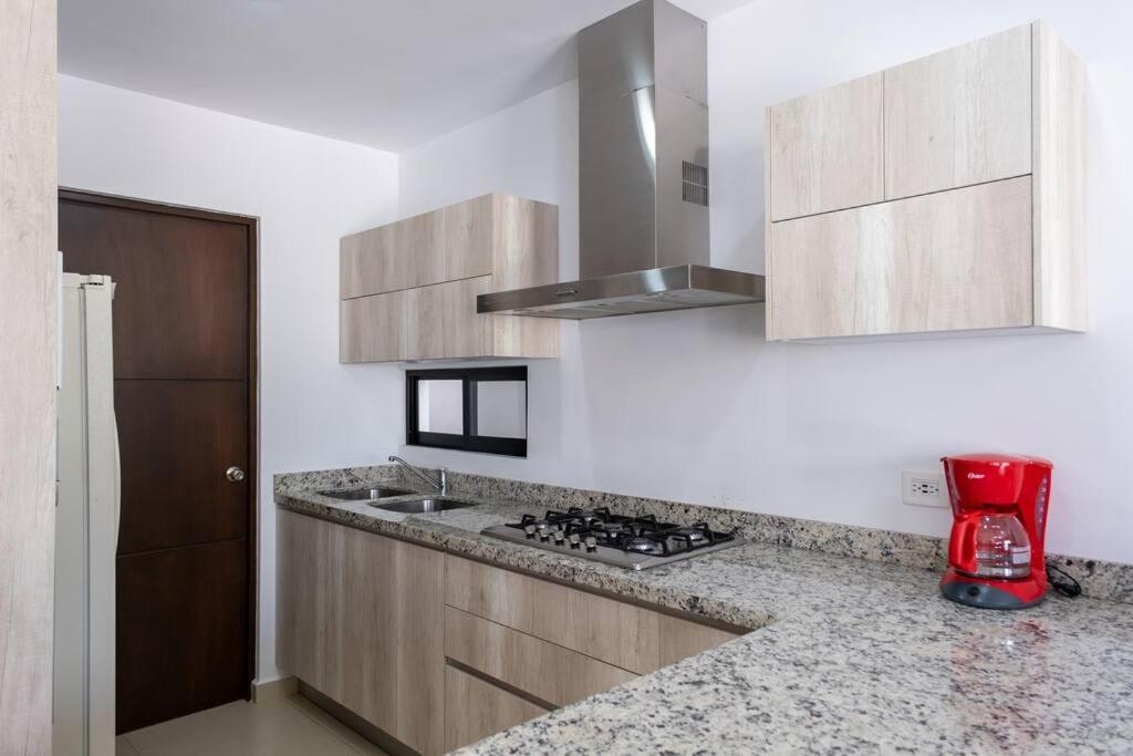 Agradable Casa Con Terraza Y Vista A La Alberca *